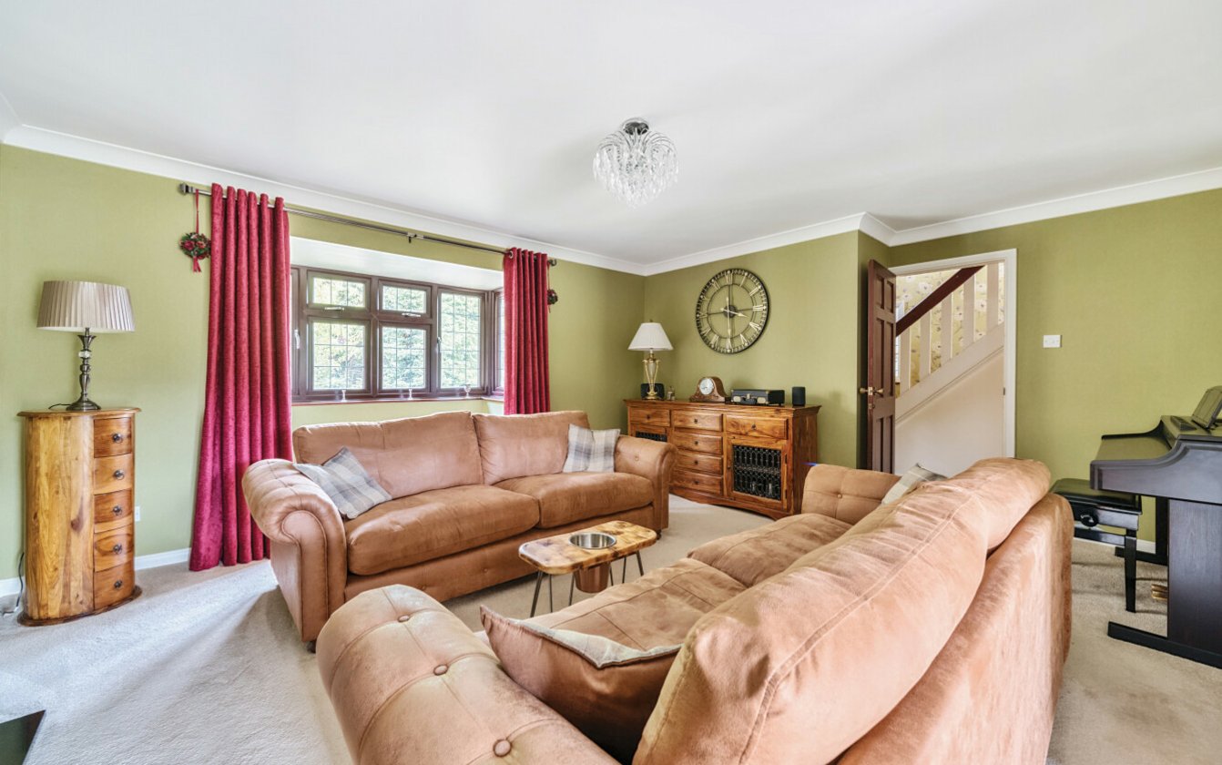 Lapwing Drive, Lower Halstow, Sittingbourne, ME9, 5799, image-2 - Quealy & Co