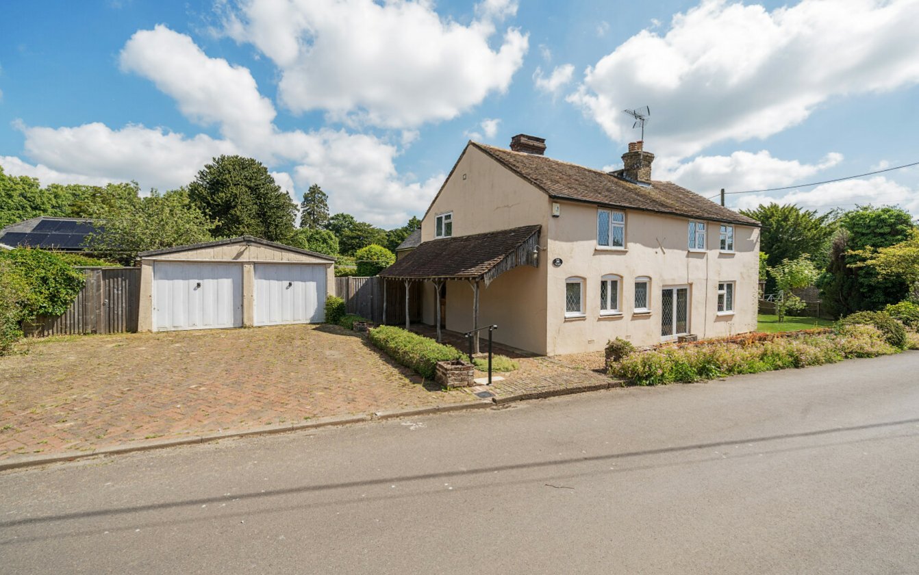 The Street, Frinsted, Sittingbourne, Kent, ME9, 5809, image-1 - Quealy & Co