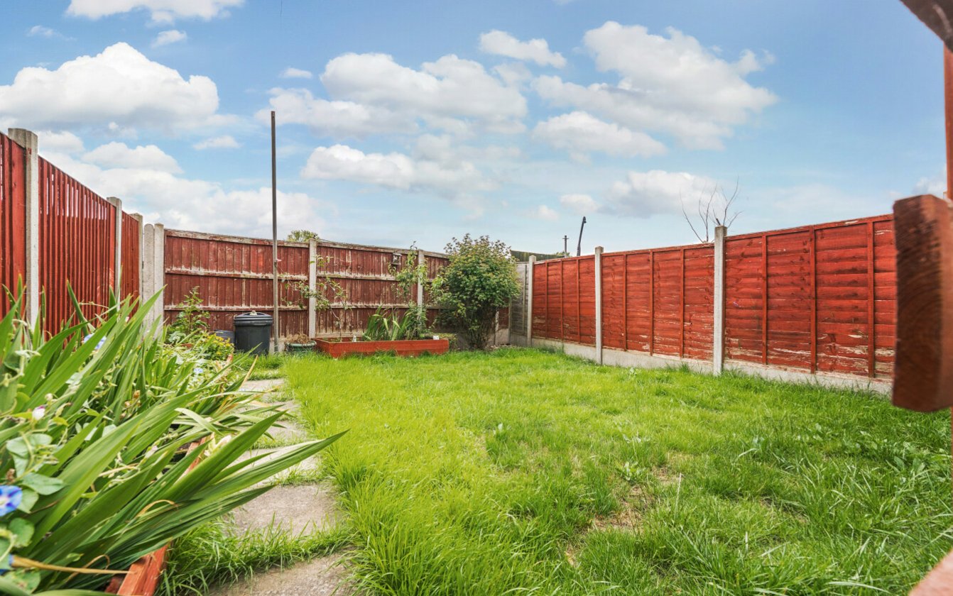 Davie Close, Sheerness, Kent, ME12, 5815, image-17 - Quealy & Co