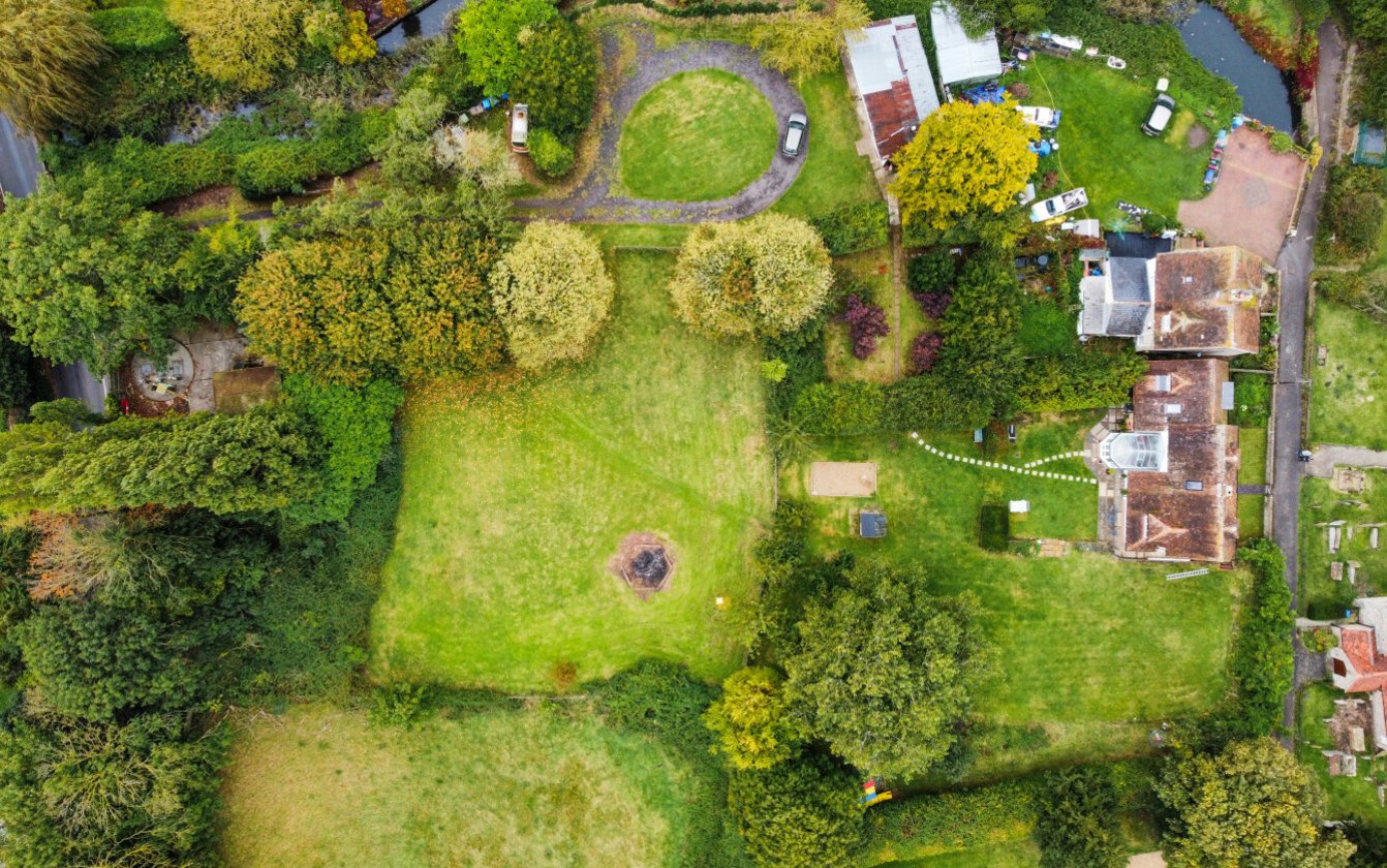 Church Path, Lower Halstow, Sittingbourne, Kent, ME9, 5951, image-32 - Quealy & Co