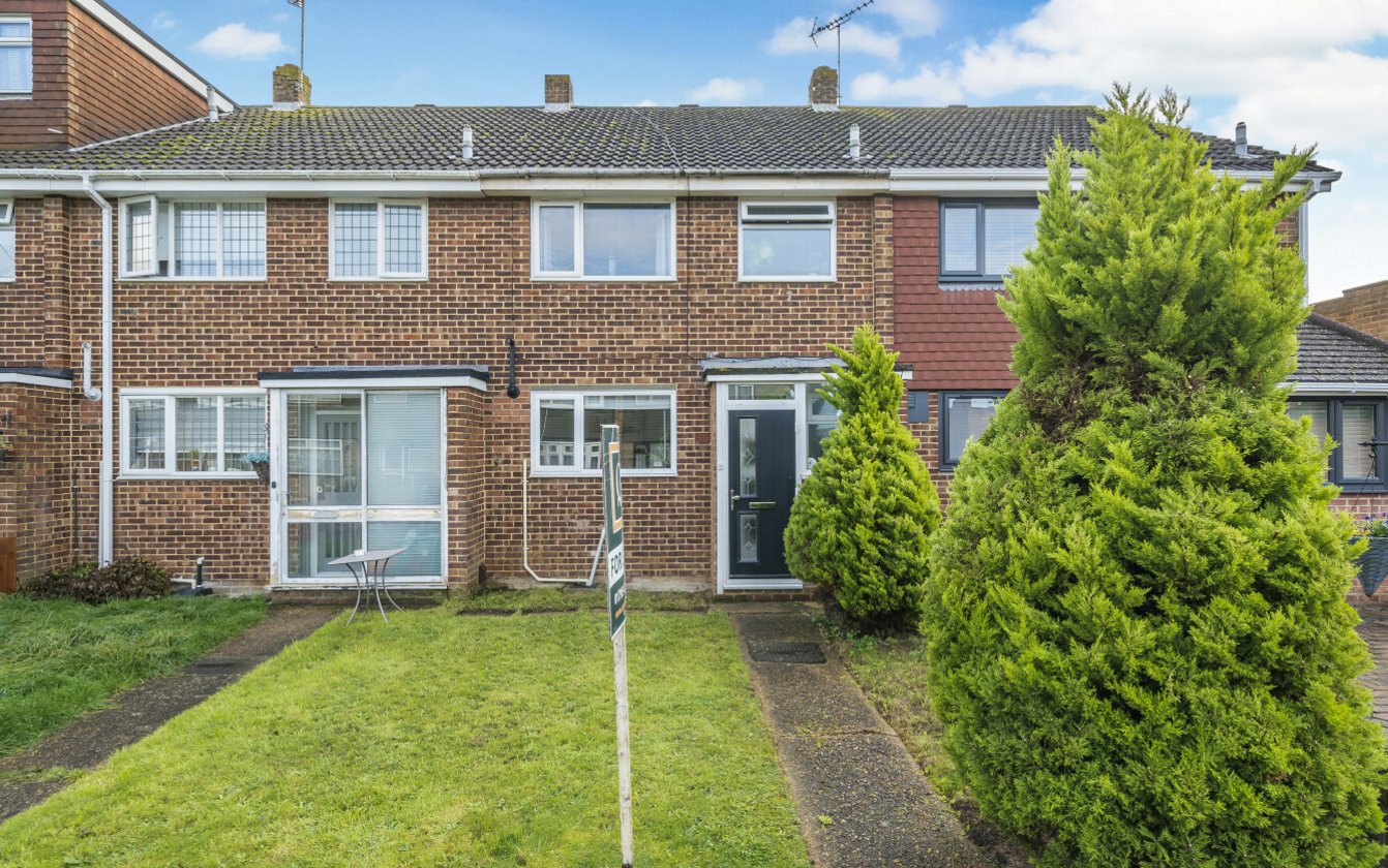 Farnham Close, Rainham, Gillingham, Kent, ME8, 5959, image-1 - Quealy & Co