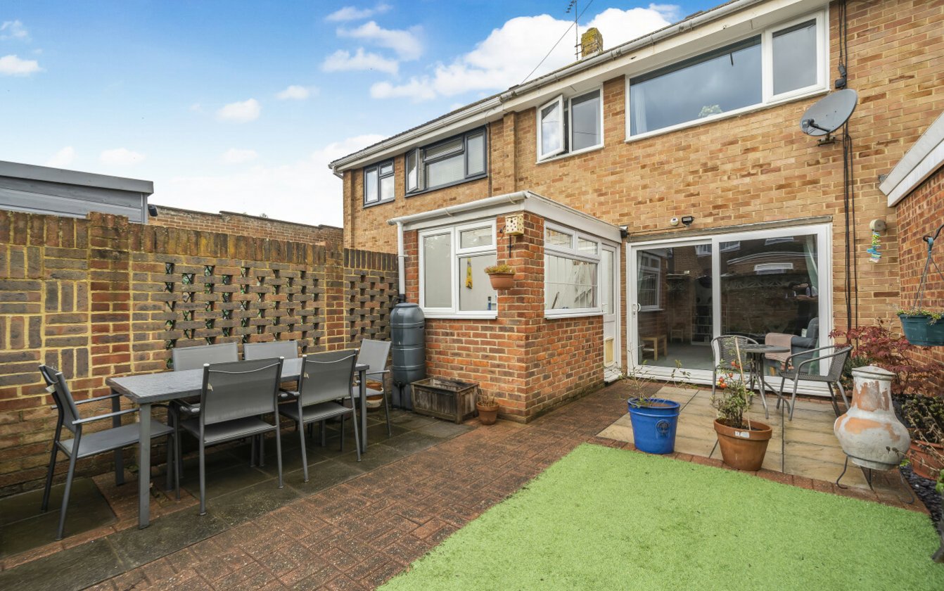 Farnham Close, Rainham, Gillingham, Kent, ME8, 5959, image-18 - Quealy & Co