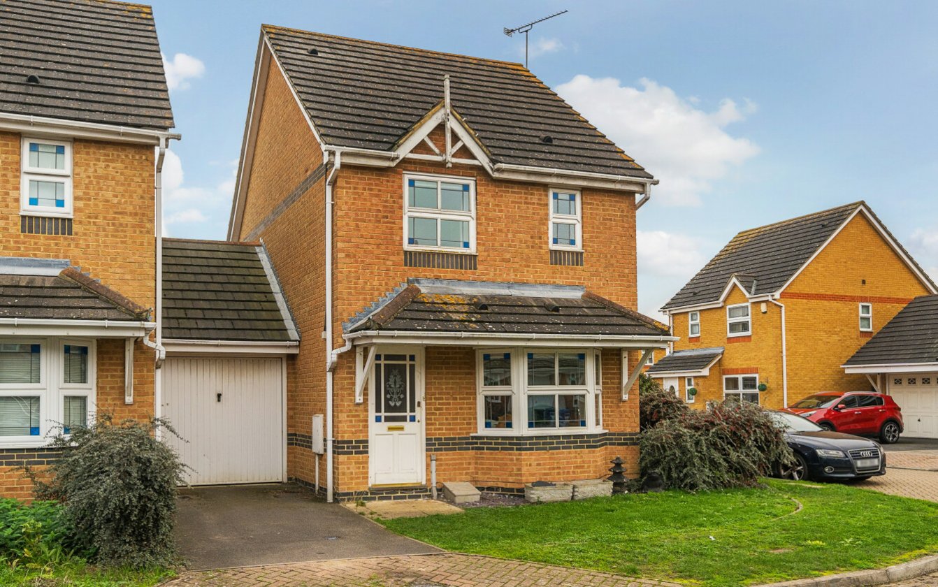 Quickstep Close, Milton Regis, Sittingbourne, Kent, ME10, 5990, image-16 - Quealy & Co