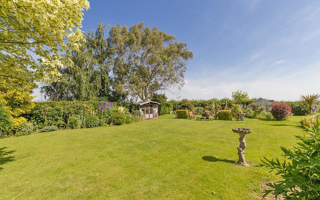 Deans Hill Road, Bredgar, Sittingbourne, Kent, ME9, 600, image-2 - Quealy & Co