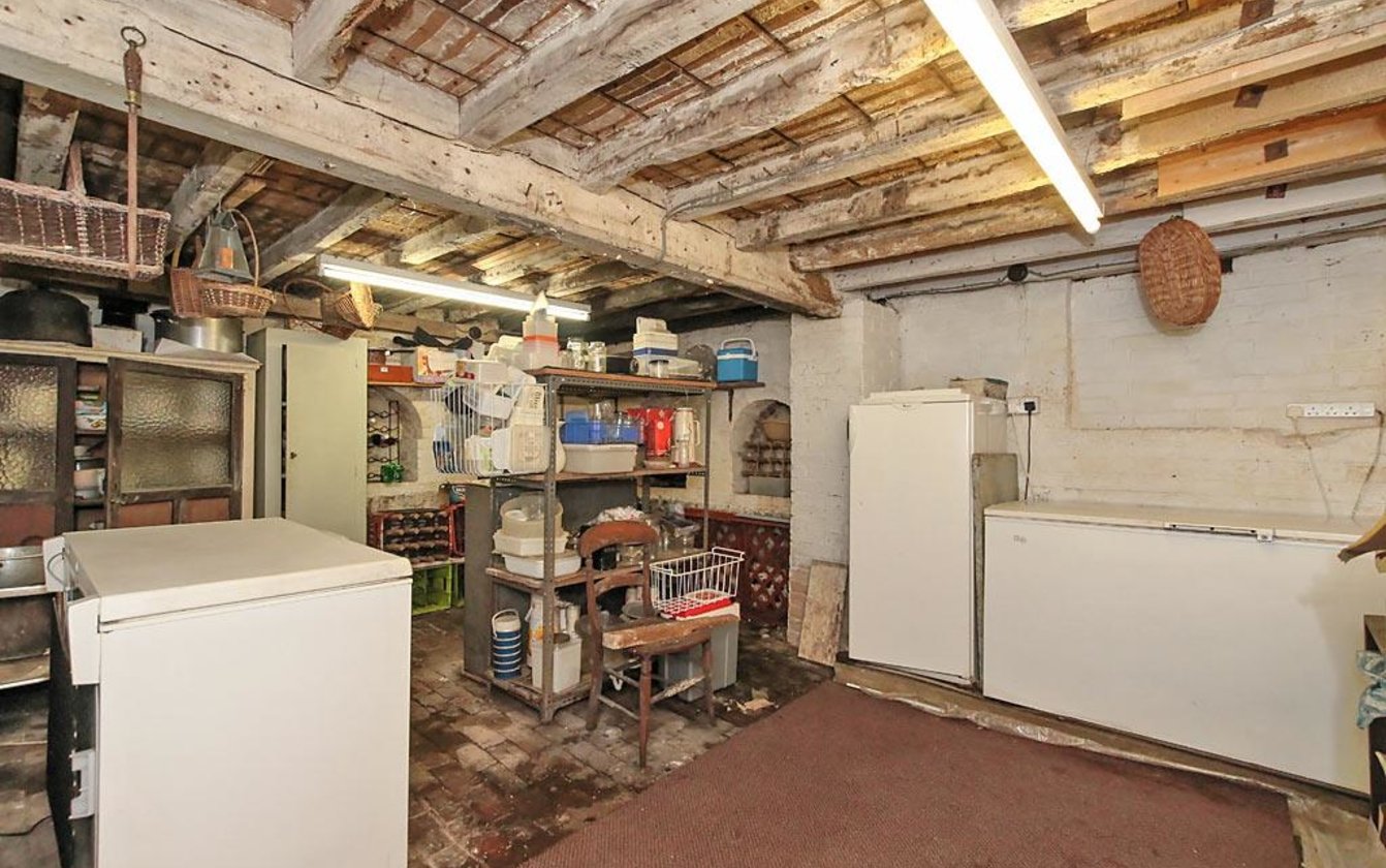 Deans Hill Road, Bredgar, Sittingbourne, Kent, ME9, 600, image-25 - Quealy & Co