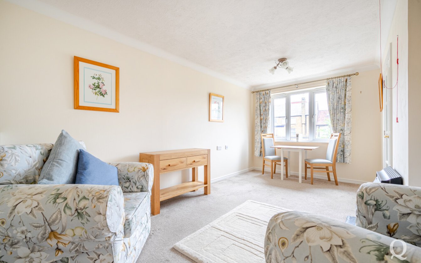 Bell Road, Sittingbourne, Kent, ME10, 6046, image-9 - Quealy & Co