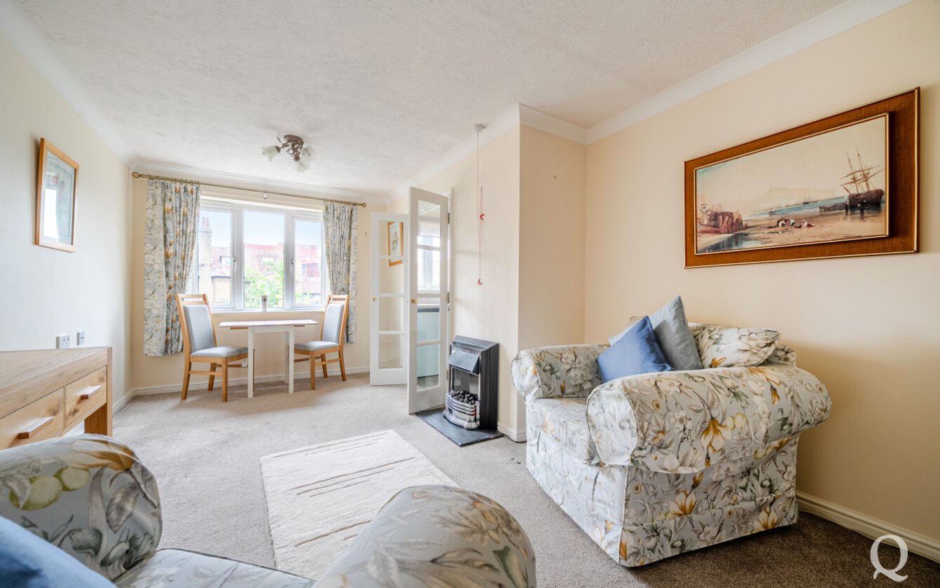 Bell Road, Sittingbourne, Kent, ME10, 6046, image-3 - Quealy & Co