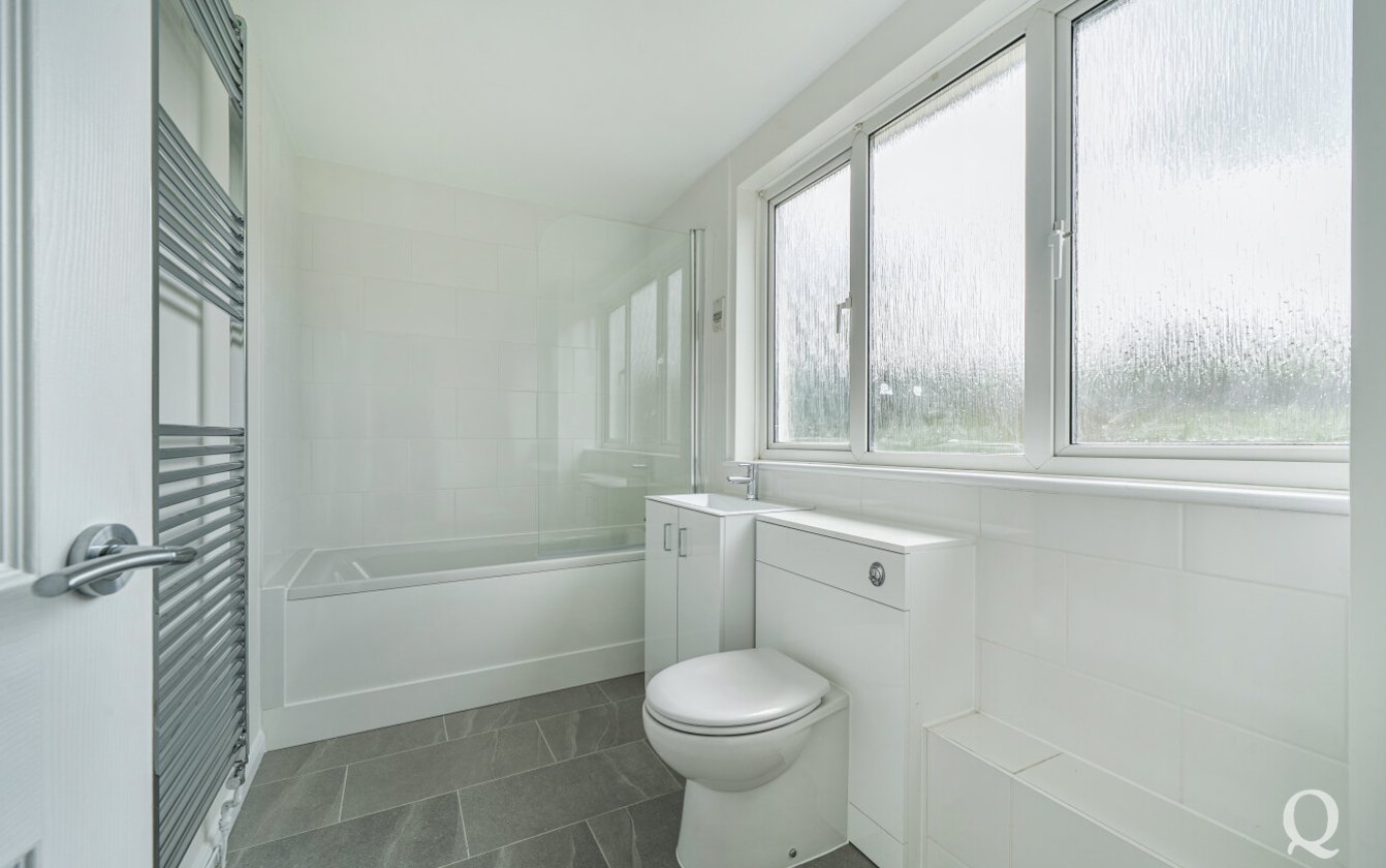 The Street, Newnham, Sittingbourne, Kent, ME9, 6048, image-15 - Quealy & Co