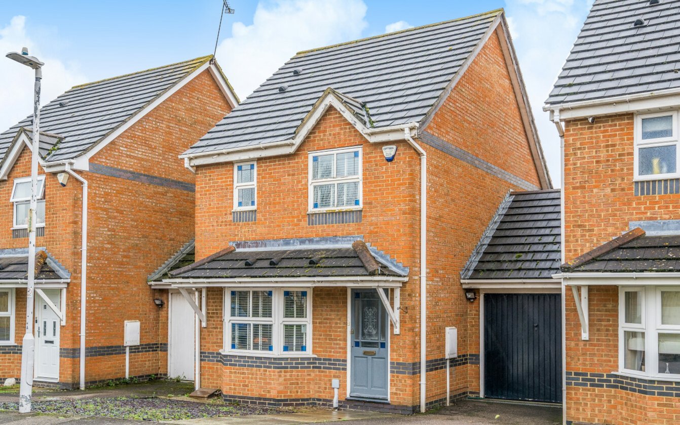 Eleanor Drive, Milton Regis, Sittingbourne, Kent, ME10, 6067, image-1 - Quealy & Co