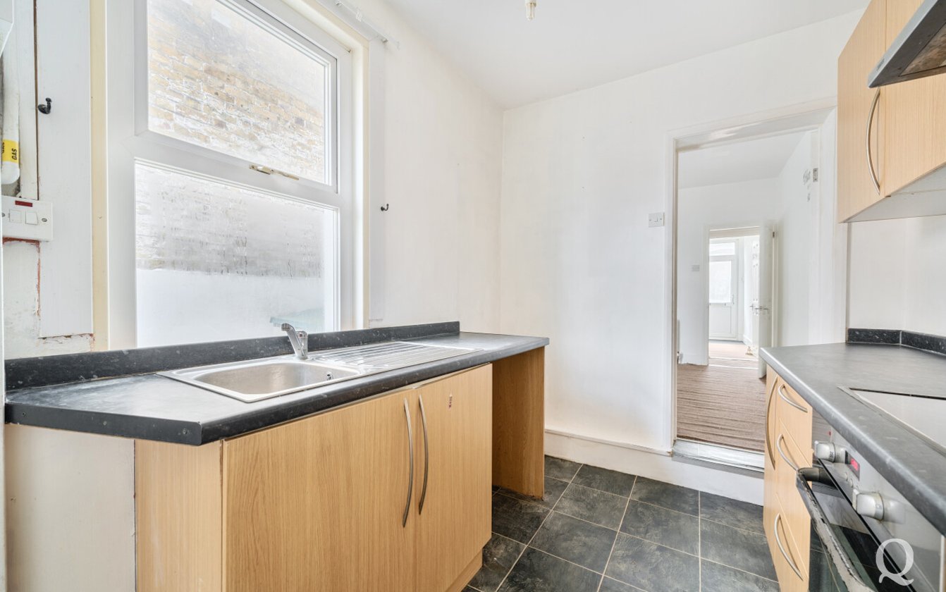 Ufton Lane, Sittingbourne, Kent, ME10, 6085, image-12 - Quealy & Co