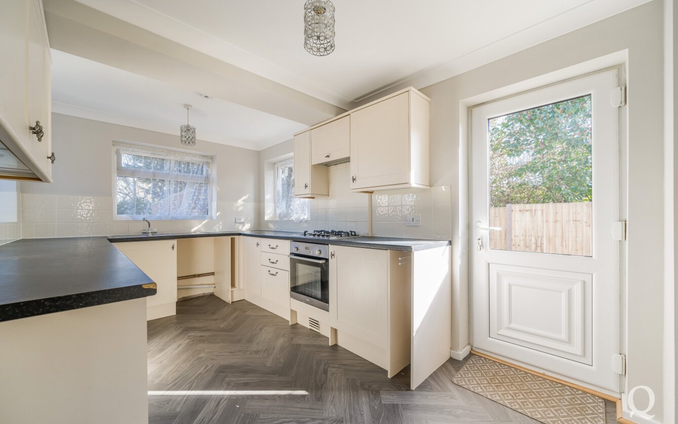 Gerrards Drive, Sittingbourne, Kent, ME10, 6126, image-12 - Quealy & Co
