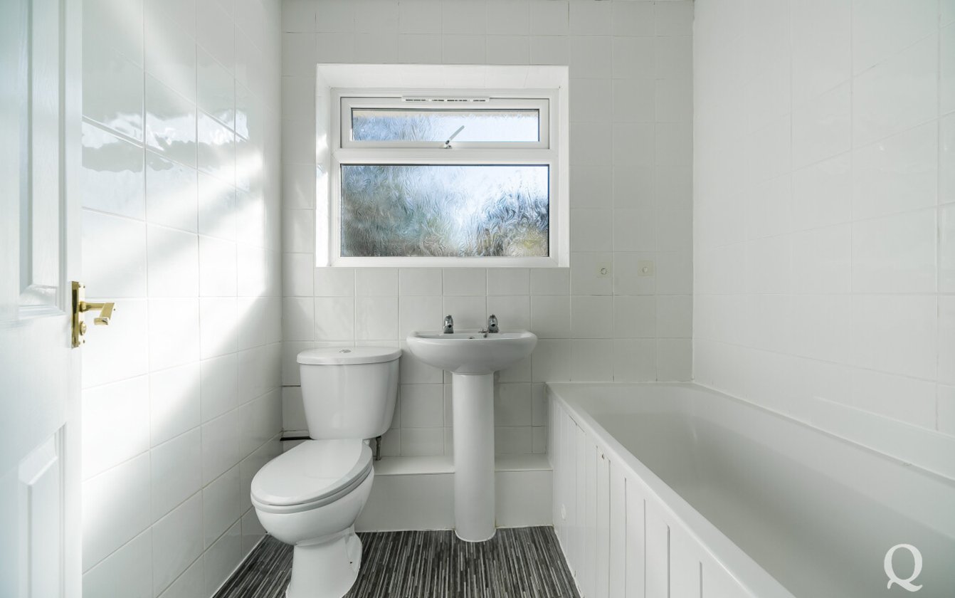 Gerrards Drive, Sittingbourne, Kent, ME10, 6126, image-7 - Quealy & Co