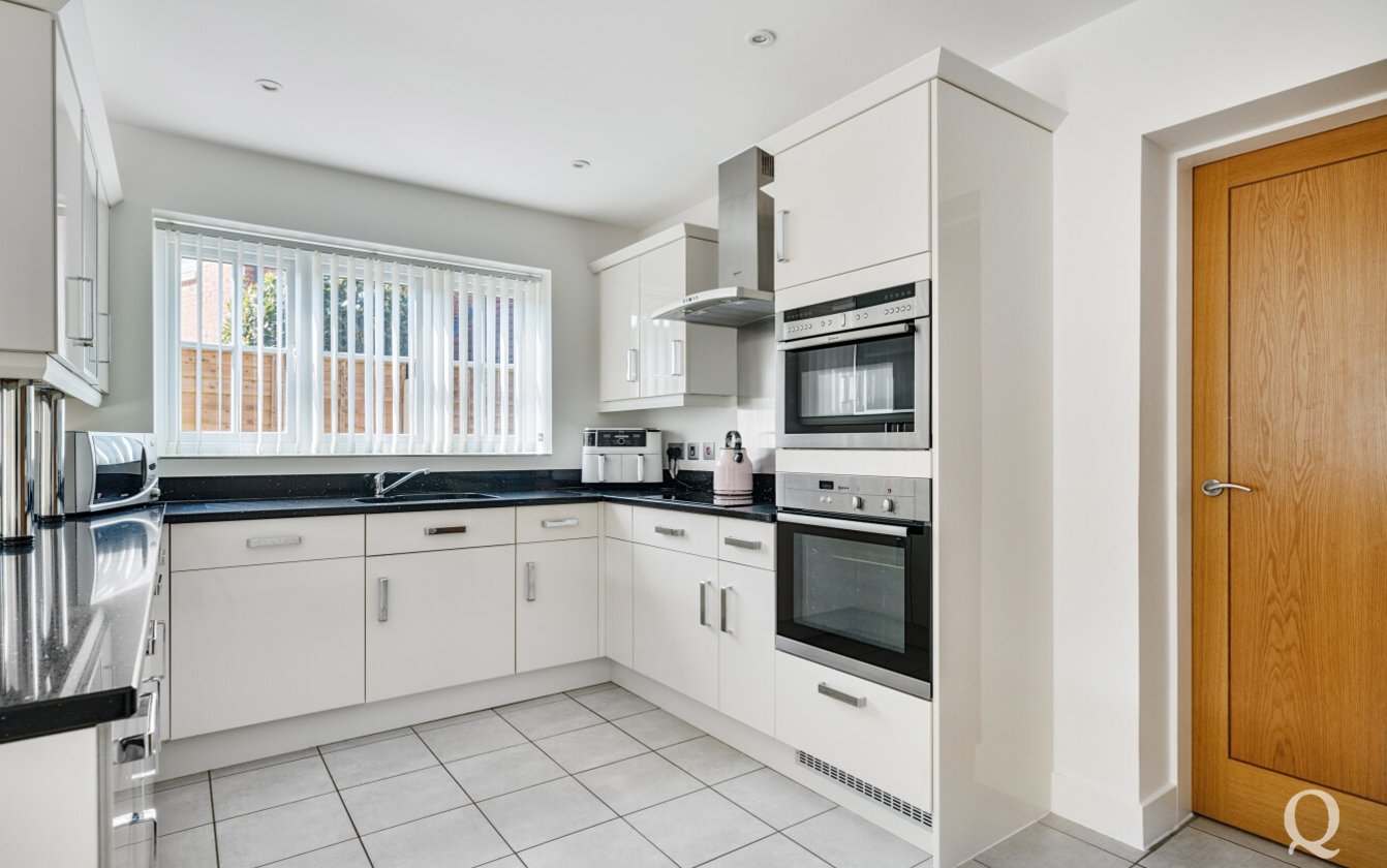 Hustlings Drive, Eastchurch, Sheerness, Kent, ME12, 6239, image-10 - Quealy & Co
