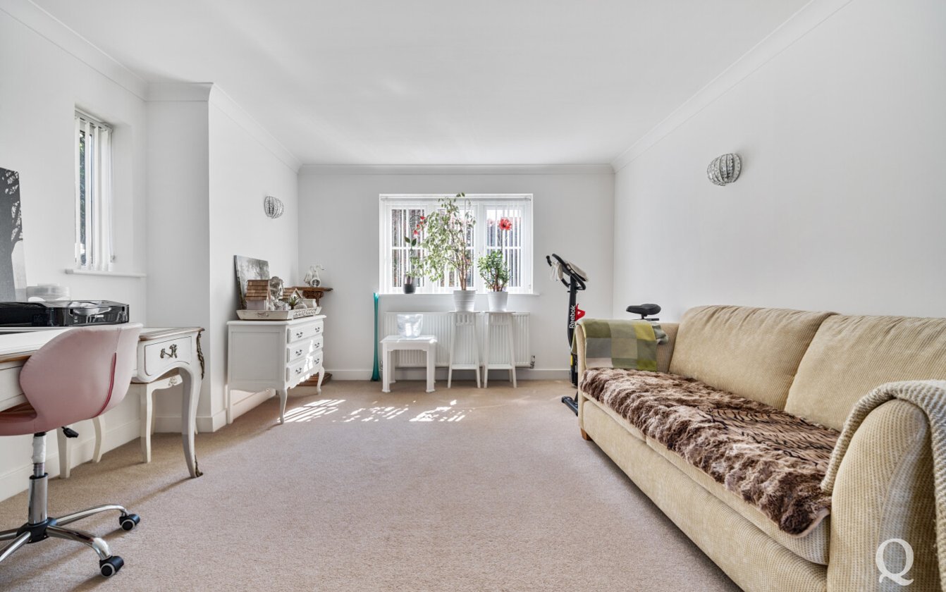 Hustlings Drive, Eastchurch, Sheerness, Kent, ME12, 6239, image-9 - Quealy & Co