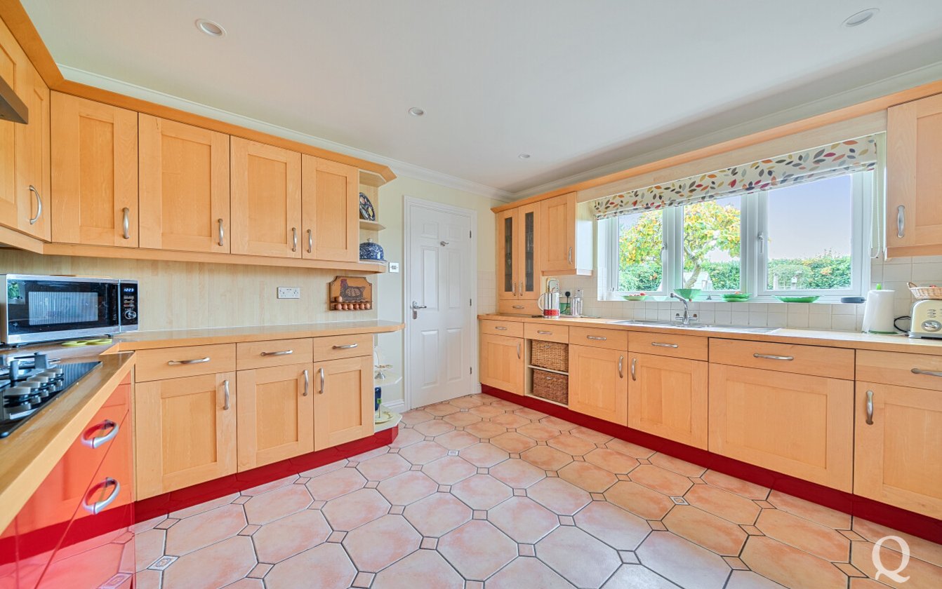 Doves Croft, Tunstall, Sittingbourne, ME9, 6253, image-7 - Quealy & Co