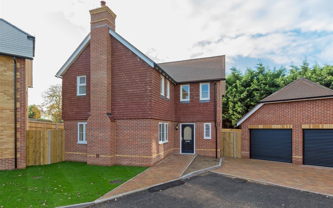 Sheppey Way, Iwade, Sittingbourne, Kent, ME9, 629, image-13 - Quealy & Co