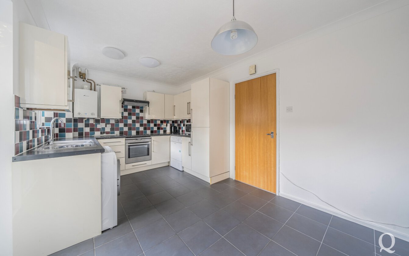 Fallowfield, Sittingbourne, Kent, ME10, 6330, image-2 - Quealy & Co