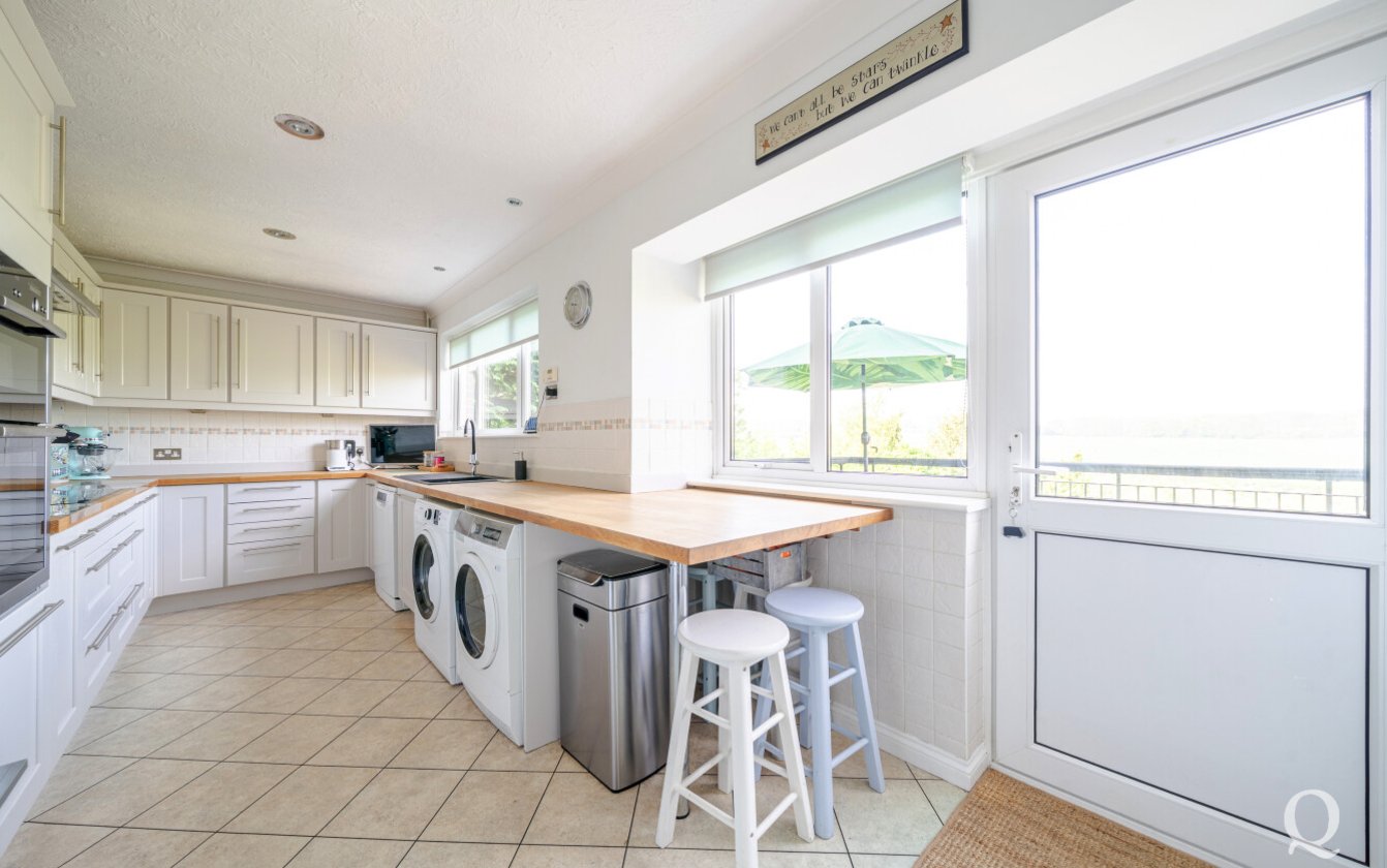 Stockers Hill, Rodmersham, Sittingbourne, Kent, ME9, 6332, image-4 - Quealy & Co