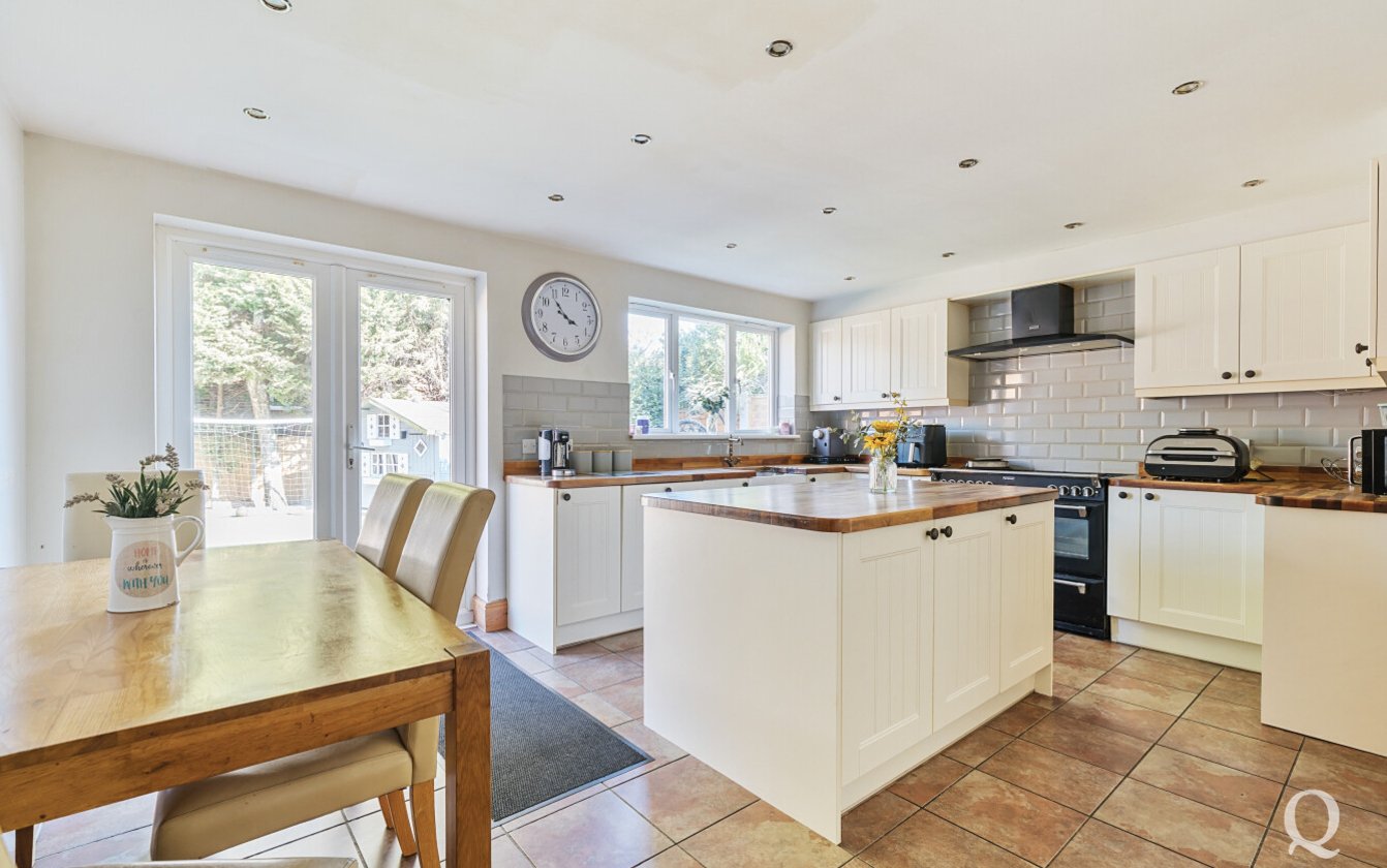 Amber Rise, Sittingbourne, Kent, ME10, 6349, image-2 - Quealy & Co