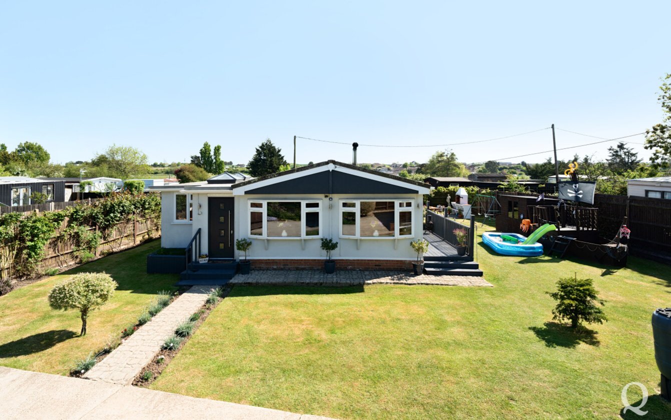 Mustards Road, Leysdown on Sea, Sheerness, Kent, ME12, 6355, image-23 - Quealy & Co