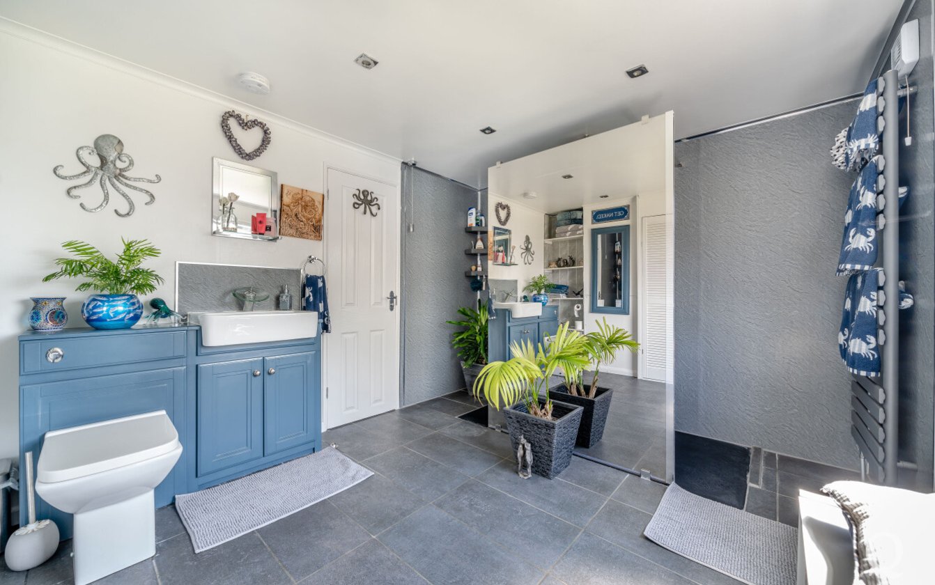 Mustards Road, Leysdown on Sea, Sheerness, Kent, ME12, 6355, image-14 - Quealy & Co