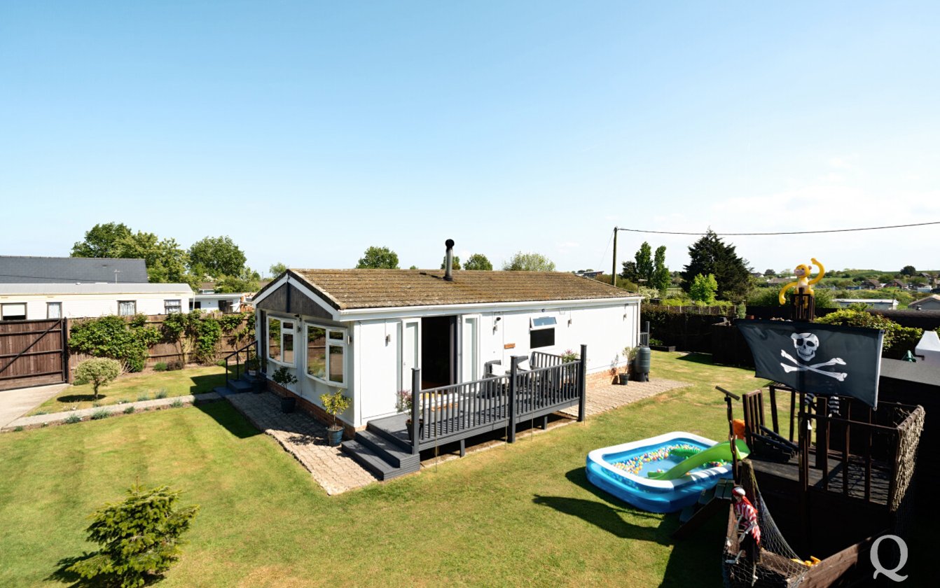 Mustards Road, Leysdown on Sea, Sheerness, Kent, ME12, 6355, image-22 - Quealy & Co