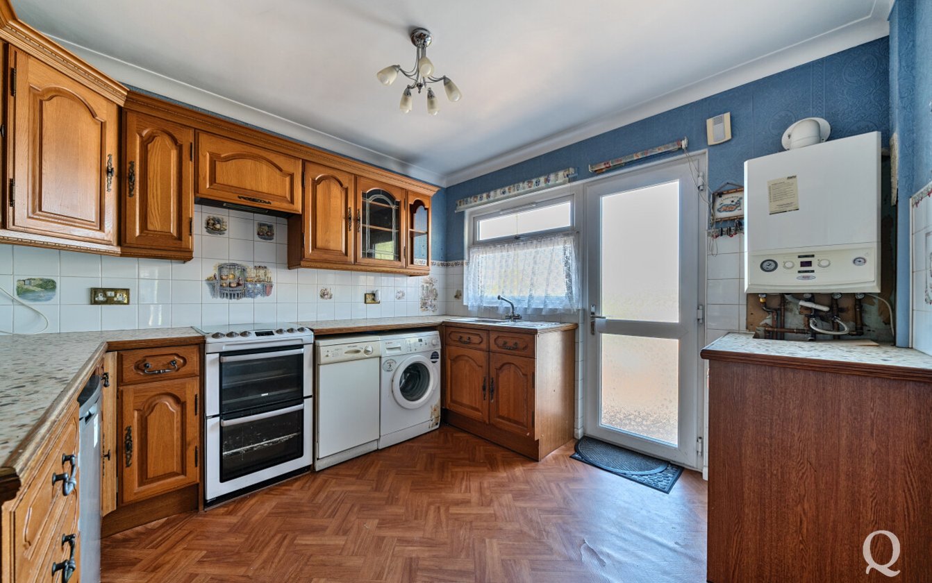 Shurland Avenue, Minster on Sea, Sheerness, Kent, ME12, 6401, image-2 - Quealy & Co