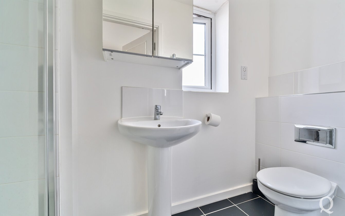 Eveas Drive, Sittingbourne, Kent, ME10, 6404, image-14 - Quealy & Co
