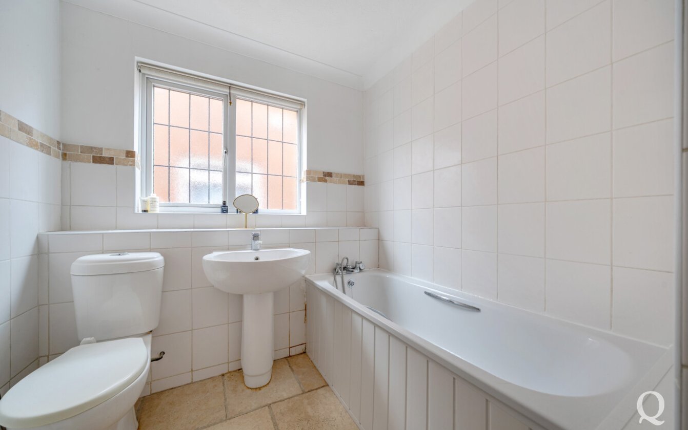 Fallowfield, Sittingbourne, Kent, ME10, 6408, image-20 - Quealy & Co