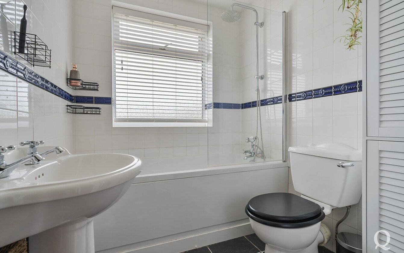 Lynsted Lane, Teynham, Sittingbourne, Kent, ME9, 6412, image-14 - Quealy & Co