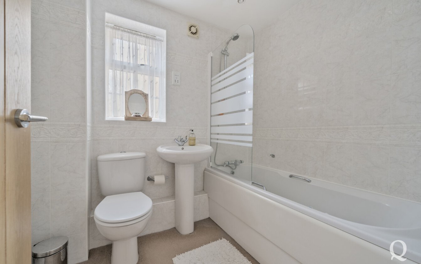 Amethyst Drive, Sittingbourne, Kent, ME10, 6415, image-18 - Quealy & Co