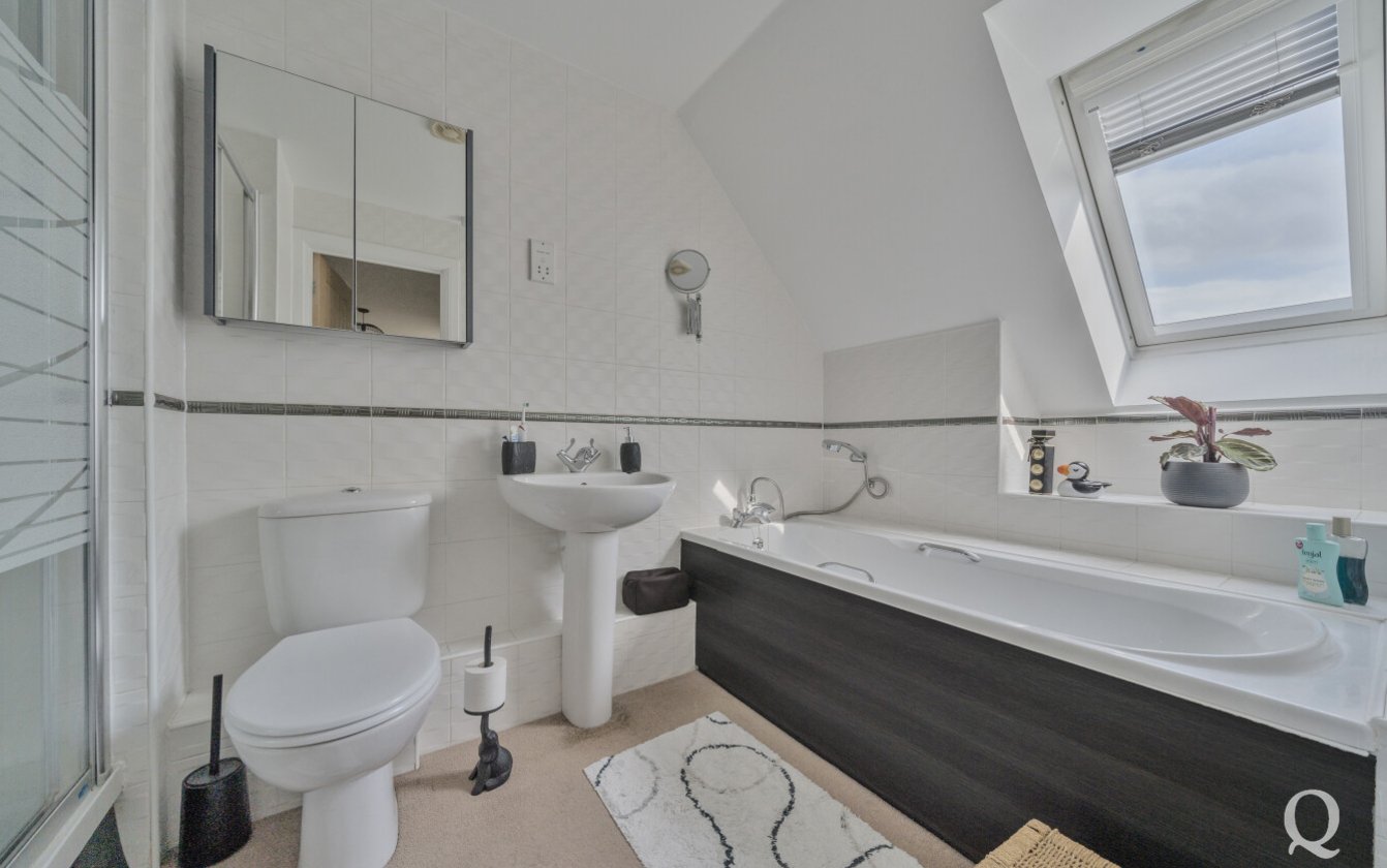 Amethyst Drive, Sittingbourne, Kent, ME10, 6415, image-8 - Quealy & Co
