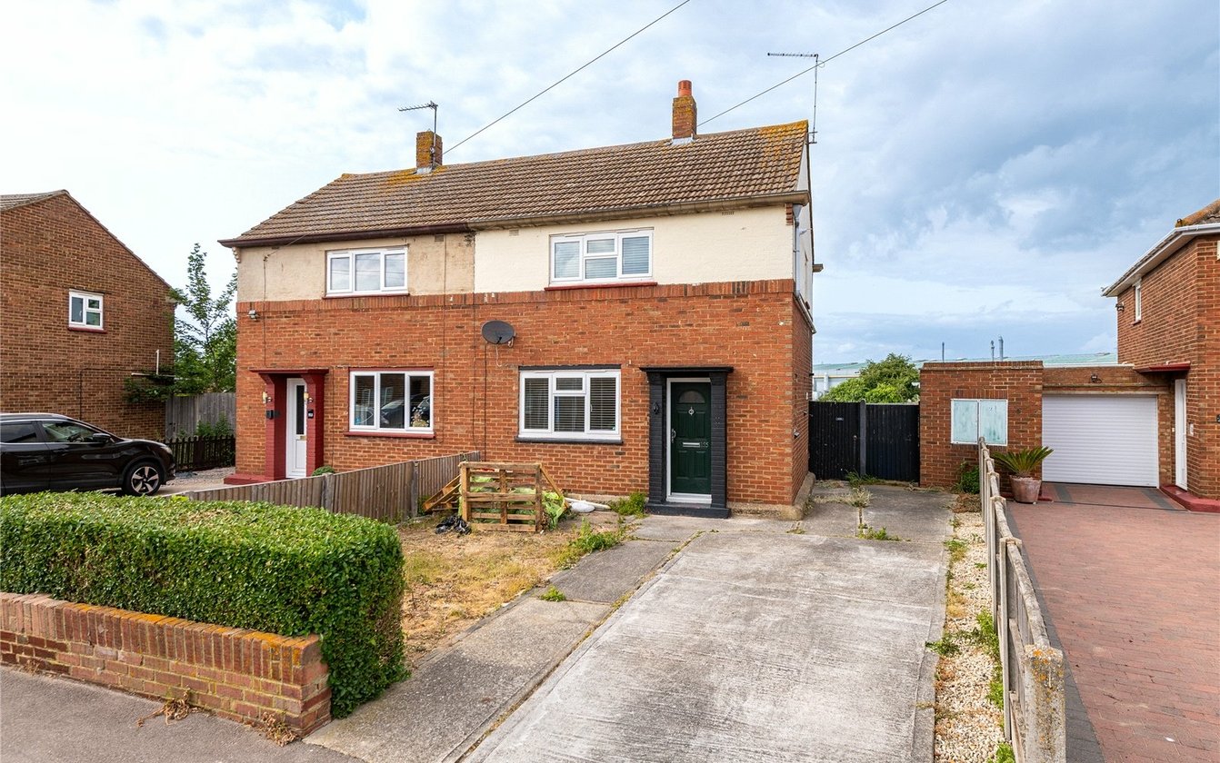 Queensway, Sheerness, Kent, ME12, 6416, image-1 - Quealy & Co