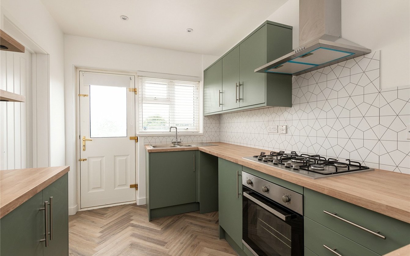 Queensway, Sheerness, Kent, ME12, 6416, image-2 - Quealy & Co