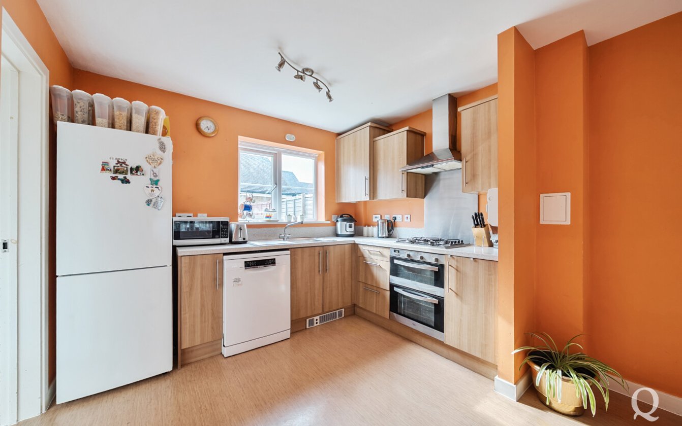 Primrose Avenue, Sittingbourne, Kent, ME10, 6437, image-9 - Quealy & Co