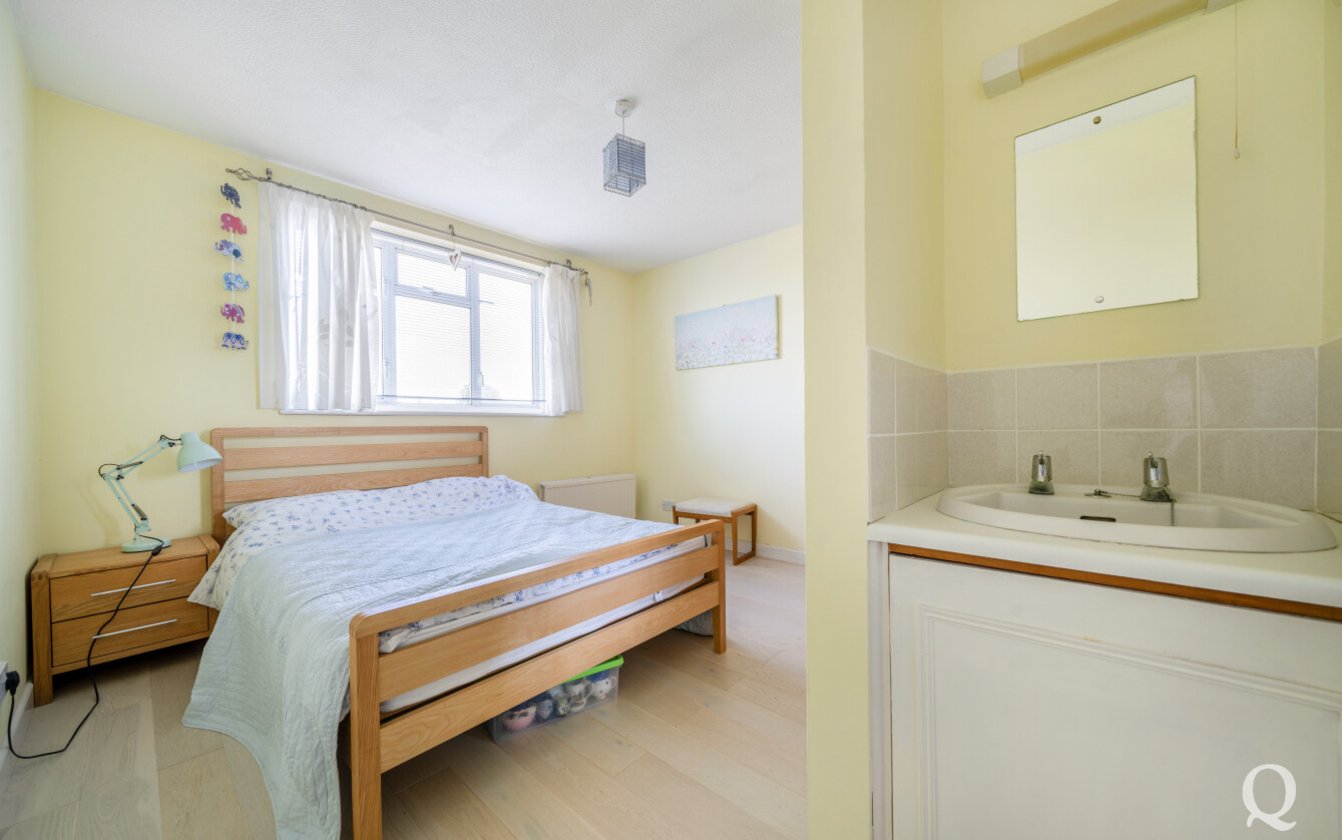 Sterling Road, Sittingbourne, Kent, ME10, 6447, image-12 - Quealy & Co