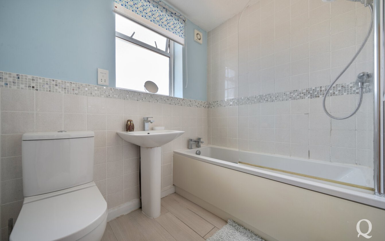 Sterling Road, Sittingbourne, Kent, ME10, 6447, image-6 - Quealy & Co