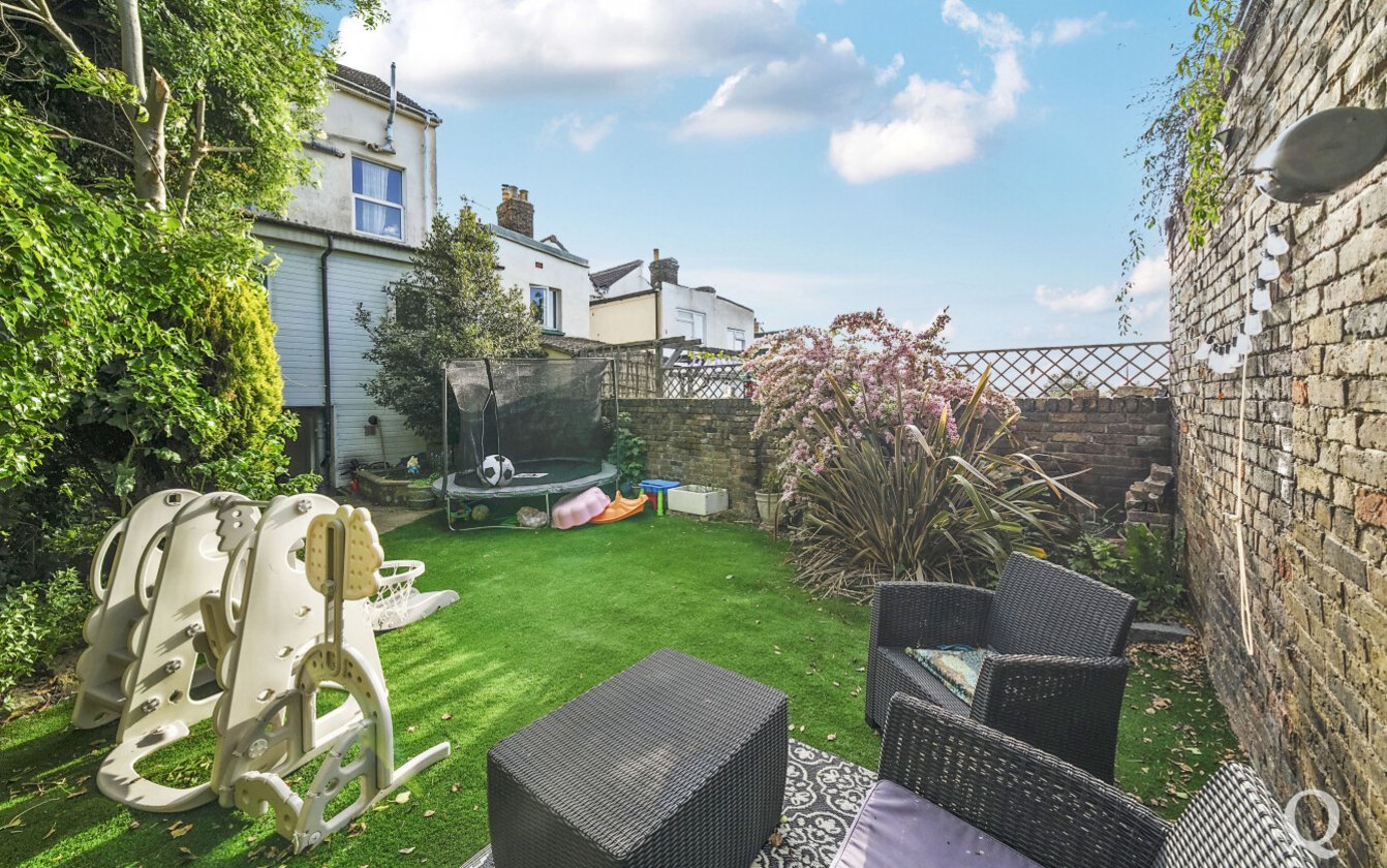 Terrace Road, Sittingbourne, Kent, ME10, 6452, image-16 - Quealy & Co