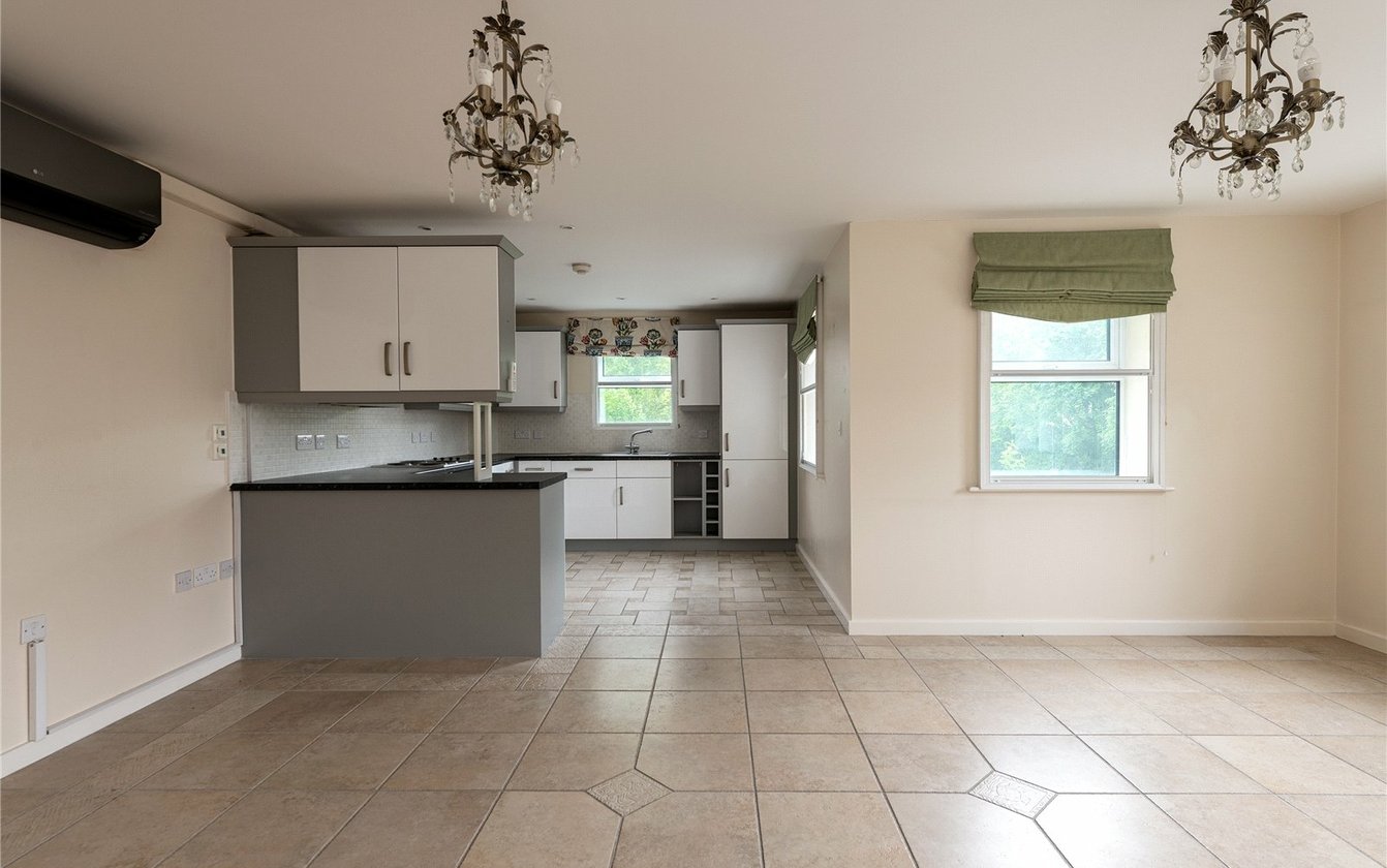 Queensgate, Maidstone, Kent, ME16, 6453, image-5 - Quealy & Co