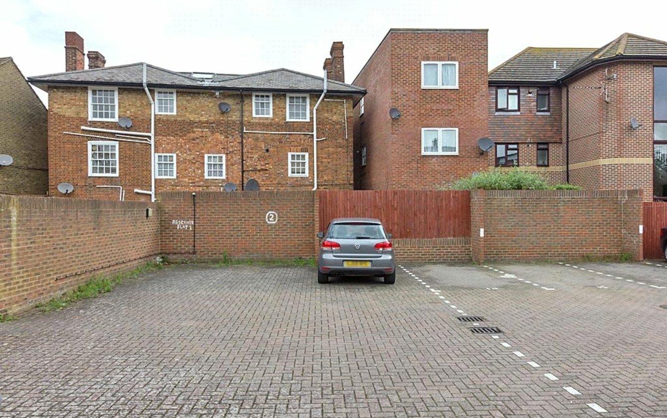 Tonge Road, Murston, Sittingbourne, Kent, ME10, 6463, image-11 - Quealy & Co