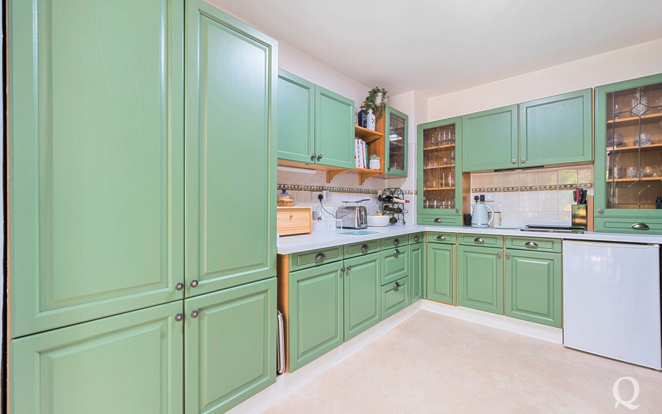 Cranbrook Drive, Sittingbourne, Kent, ME10, 6470, image-3 - Quealy & Co