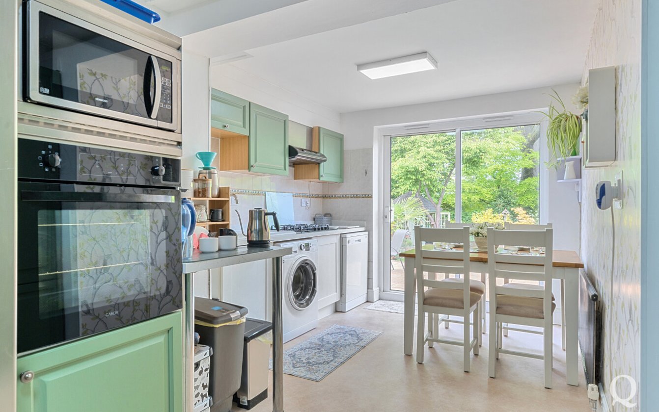 Cranbrook Drive, Sittingbourne, Kent, ME10, 6470, image-20 - Quealy & Co