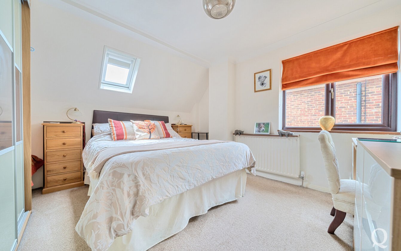 Cranbrook Drive, Sittingbourne, Kent, ME10, 6470, image-5 - Quealy & Co