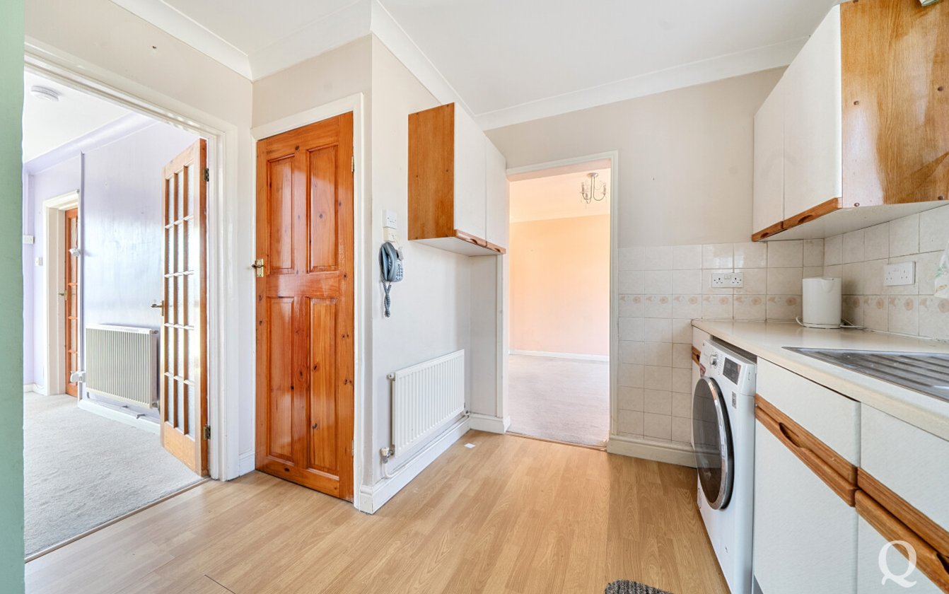 Swanstree Avenue, Sittingbourne, Kent, ME10, 6474, image-22 - Quealy & Co