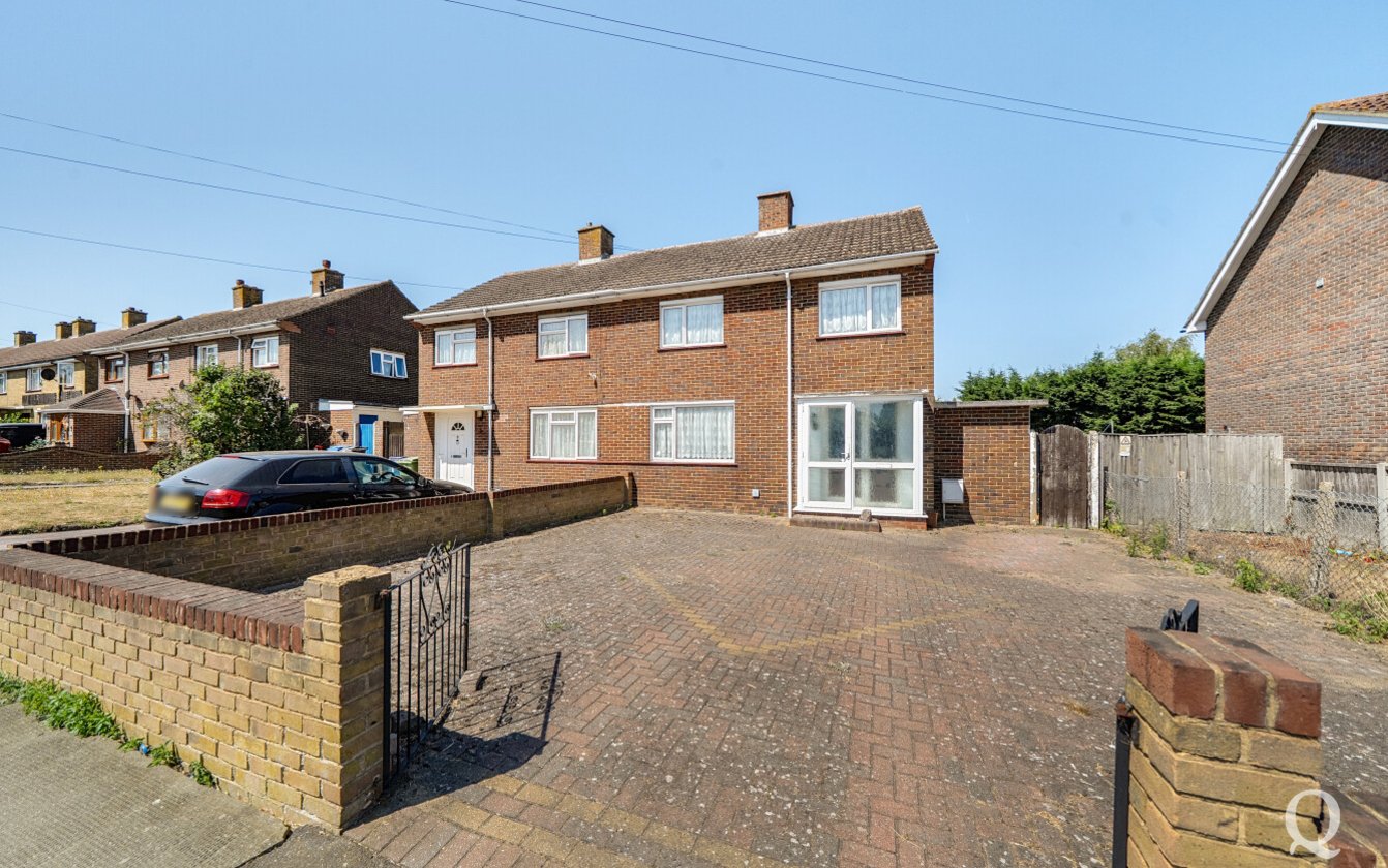Swanstree Avenue, Sittingbourne, Kent, ME10, 6474, image-1 - Quealy & Co
