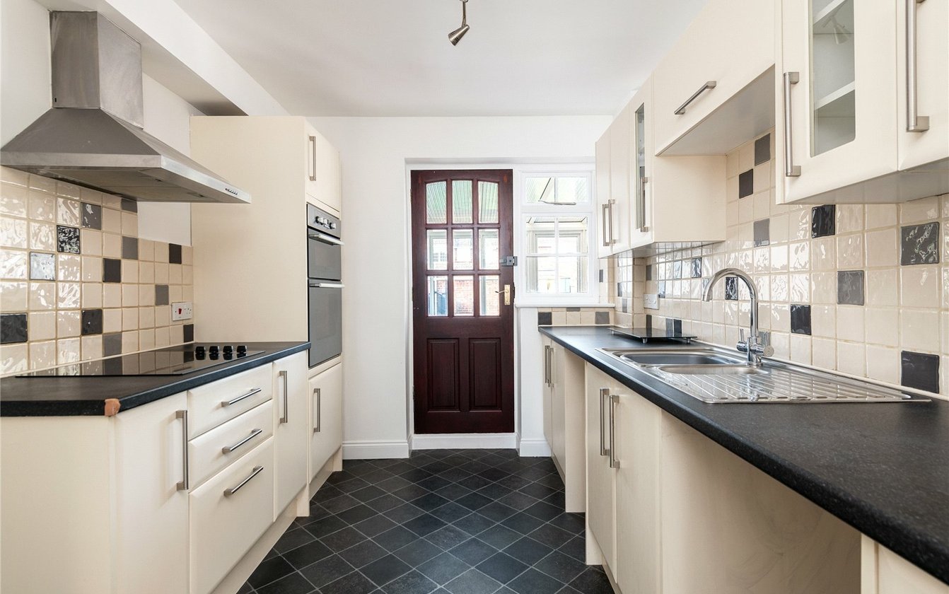 Collingwood Walk, Sittingbourne, Kent, ME10, 6481, image-2 - Quealy & Co