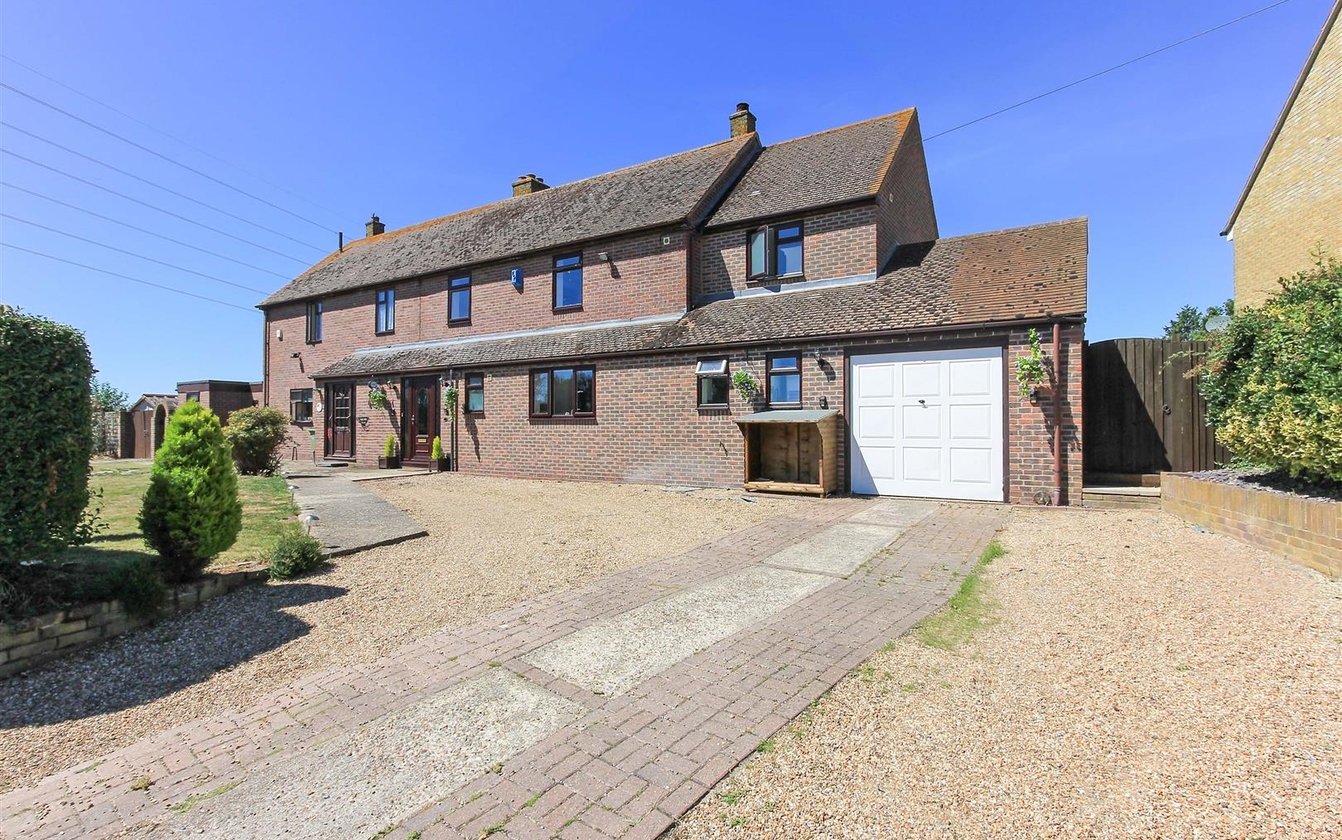 Conyer Road, Conyer, Sittingbourne, Kent, ME9, 654, image-1 - Quealy & Co