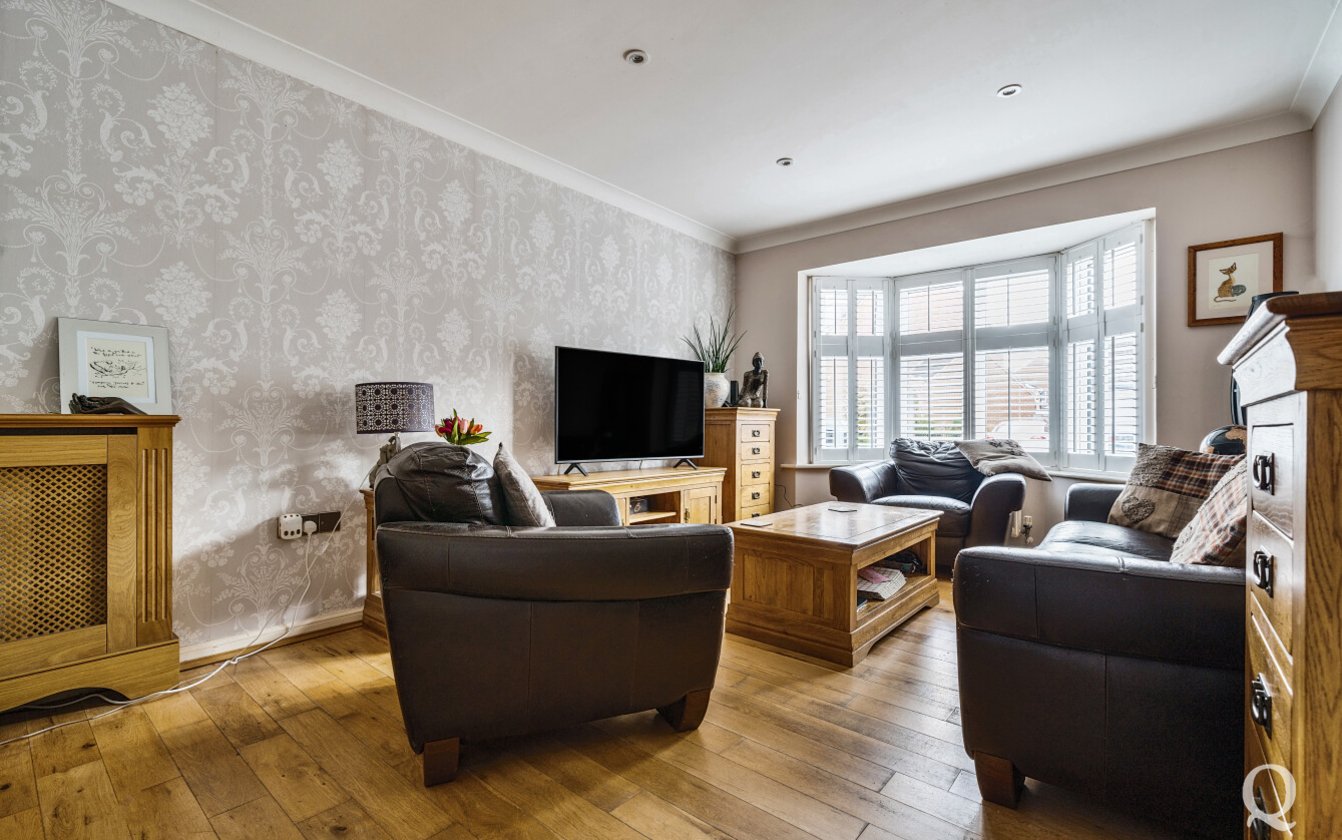 Wyvern Close, Milton Regis, Sittingbourne, Kent, ME10, 6552, image-2 - Quealy & Co