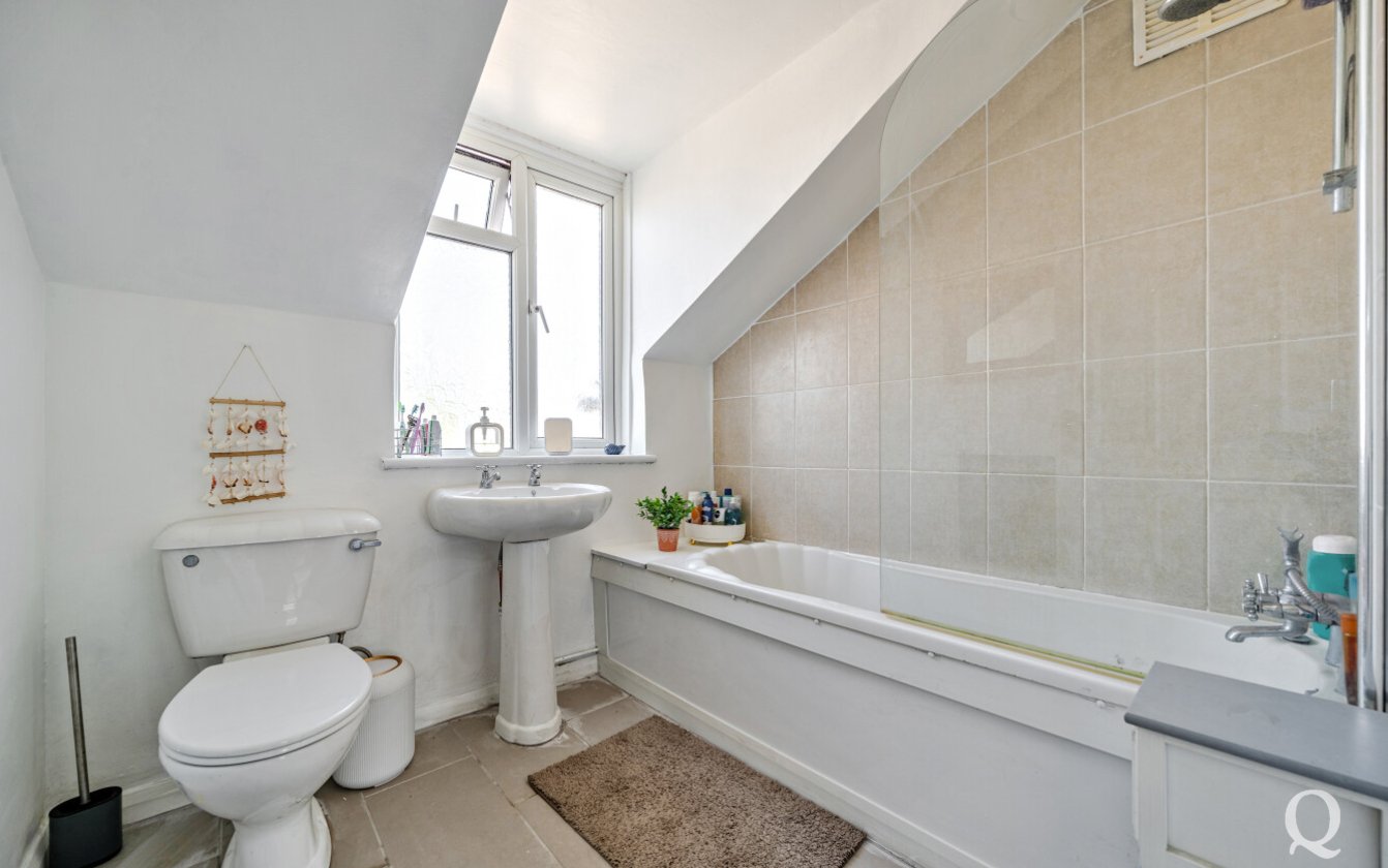 London Road, Teynham, Sittingbourne, Kent, ME9, 6574, image-5 - Quealy & Co