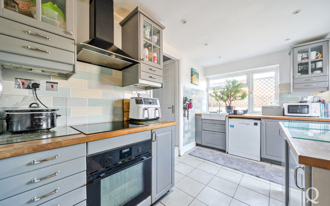London Road, Teynham, Sittingbourne, Kent, ME9, 6574, image-2 - Quealy & Co